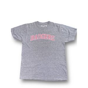 The Victory Wisconsin Badgers‎ T-Shirt Size: Large